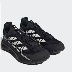 Adidas Terrex Voyager 21 black hiking sneakers slip on NEW outdoor